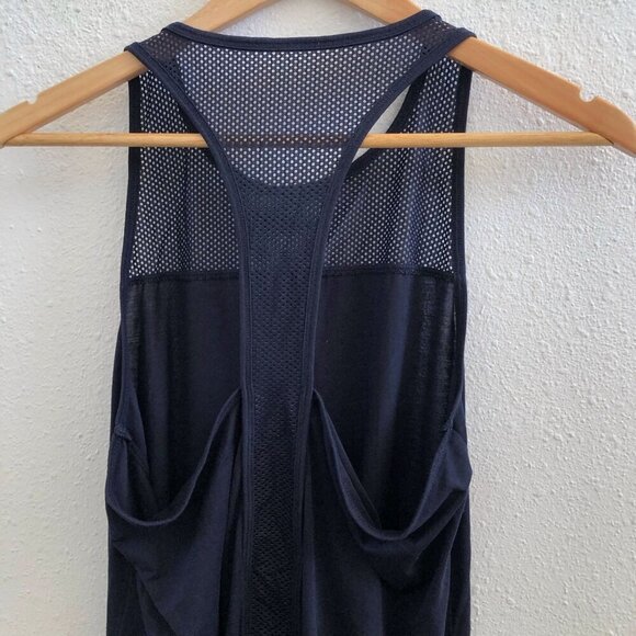 ATHLETA Sleeveless Mesh Tank Top Medium Size - Picture 2 of 9